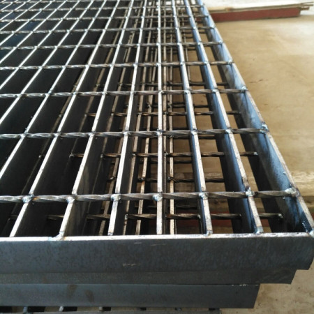 G303/40/100鍍鋅鋼格板_G303/40/100鍍鋅鋼格板現(xiàn)貨供應