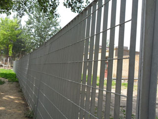 格柵板圍欄 格柵板圍欄